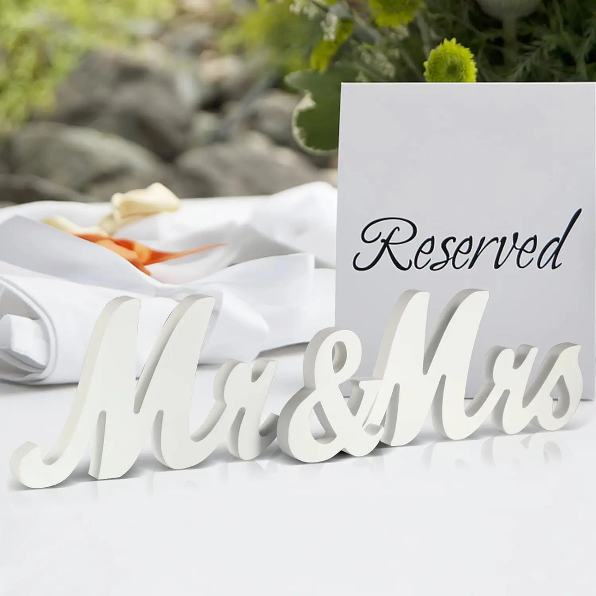 Twister.Ck Wooden Mr And Mrs Wedding Table Sign Decor